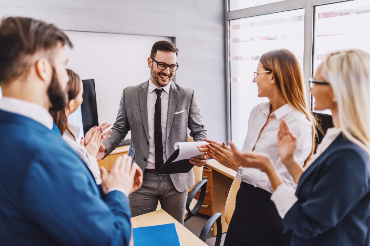 Beyond the Balance Sheet: How to Use Your Newsletter to Sell High-Value Advisory Services